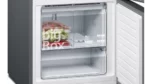 KGN56VXF0N Serie 4 Alttan Donduruculu Buzdolabı 193 x 70 cm Kolay temizlenebilir siyah inox - Görsel 6
